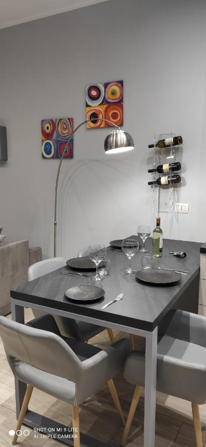 Urban Loft Apartment Trieste Bagian luar foto